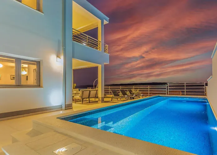 Astera- Sea View Villa *