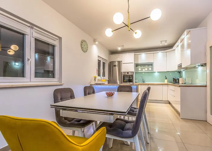 Villa Astera- Sea View